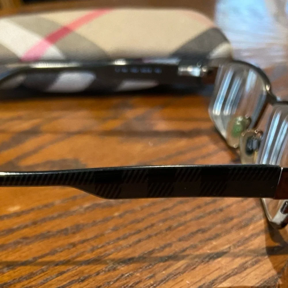 Eyeglass frames - Picture 2 of 6